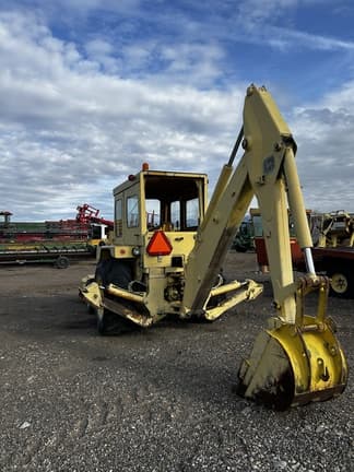 Image of John Deere 310B equipment image 4
