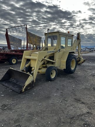 1978 John Deere 310B Equipment Image0
