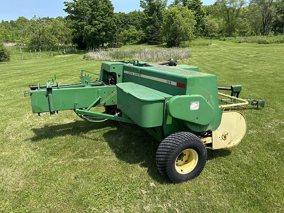Image of John Deere 336 equipment image 2