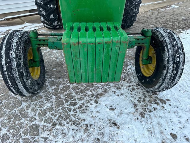 Image of John Deere 4040 equipment image 3