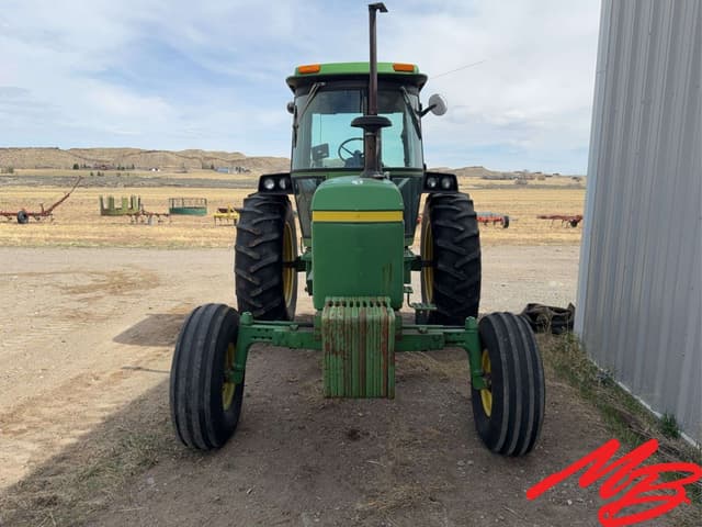 Image of John Deere 4040 equipment image 1