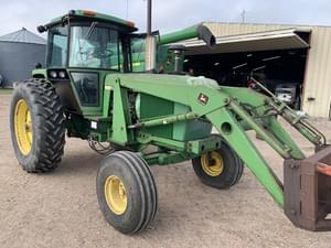 1978 John Deere 4240 Image