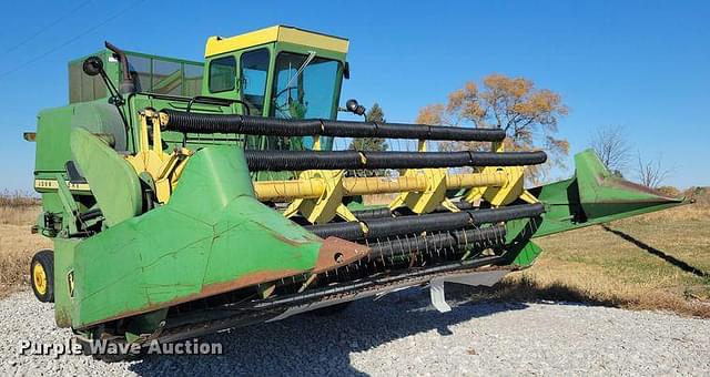 Image of John Deere 4400 equipment image 2