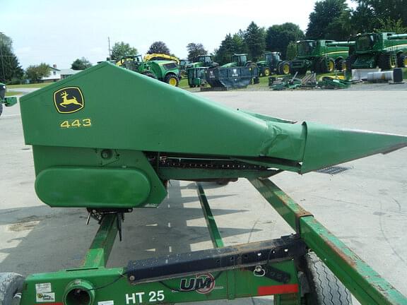 Image of John Deere 443 equipment image 3