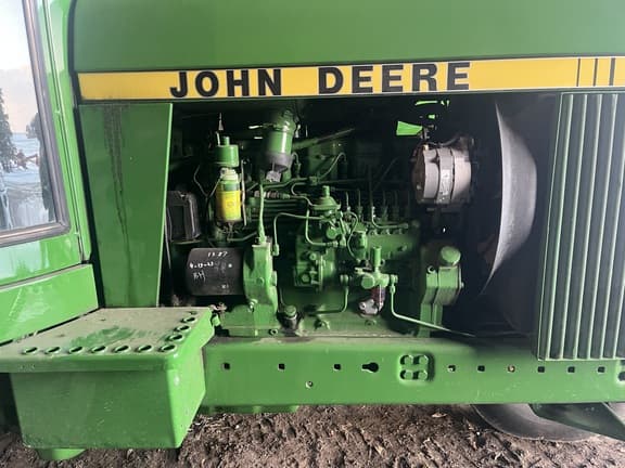 Image of John Deere 4440 equipment image 2