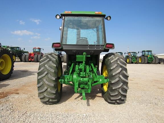 Image of John Deere 4440 equipment image 3