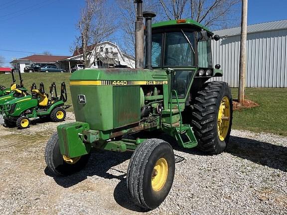 Image of John Deere 4440 equipment image 3