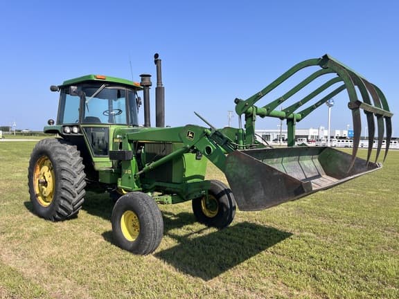 Image of John Deere 4440 Primary image
