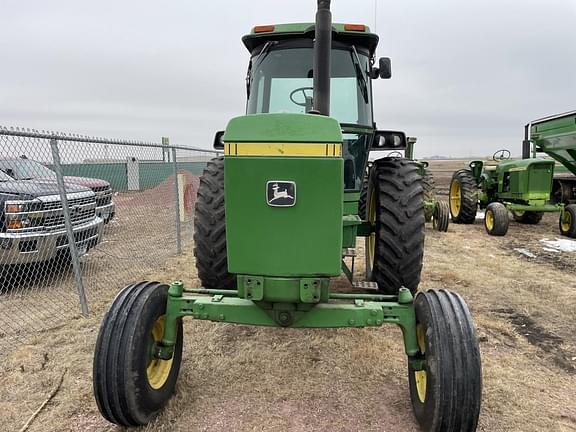 Image of John Deere 4440 equipment image 2