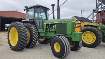 Main image John Deere 4440