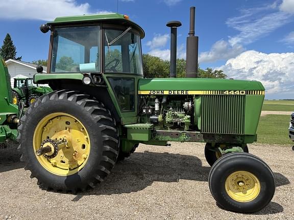 Image of John Deere 4440 Primary image