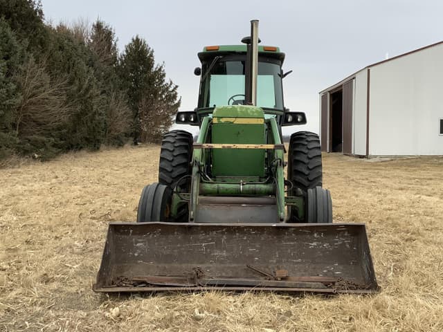 Image of John Deere 4440 equipment image 3