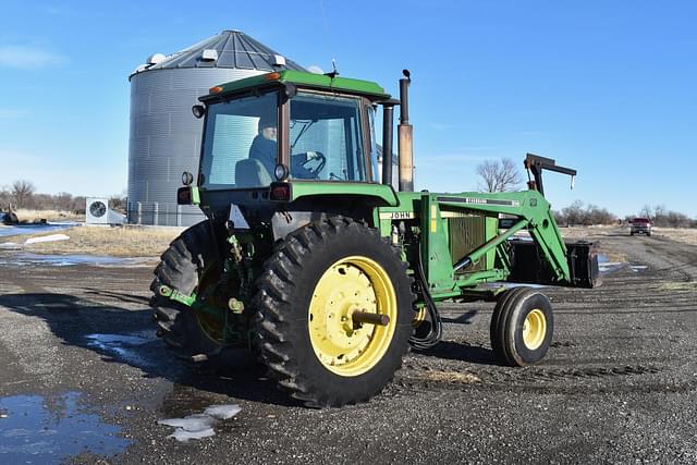 Image of John Deere 4440 equipment image 3