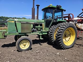 1978 John Deere 4440H Equipment Image0