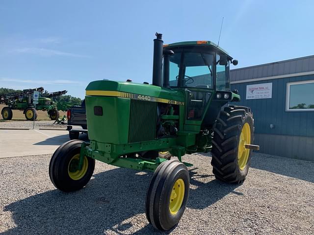 Image of John Deere 4440H equipment image 4
