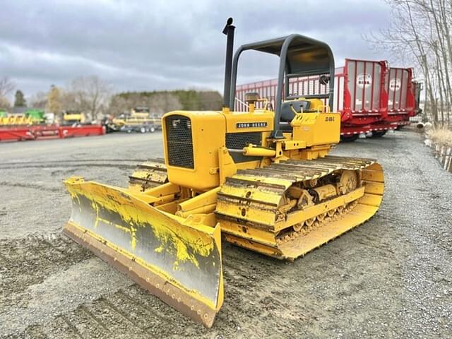 Image of John Deere 450C equipment image 1
