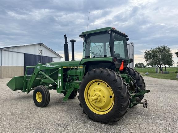 Image of John Deere 4640 equipment image 2