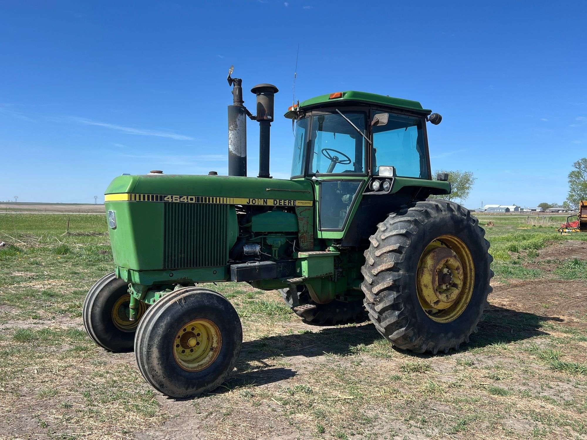 1978 John Deere 4640 Equipment Image0