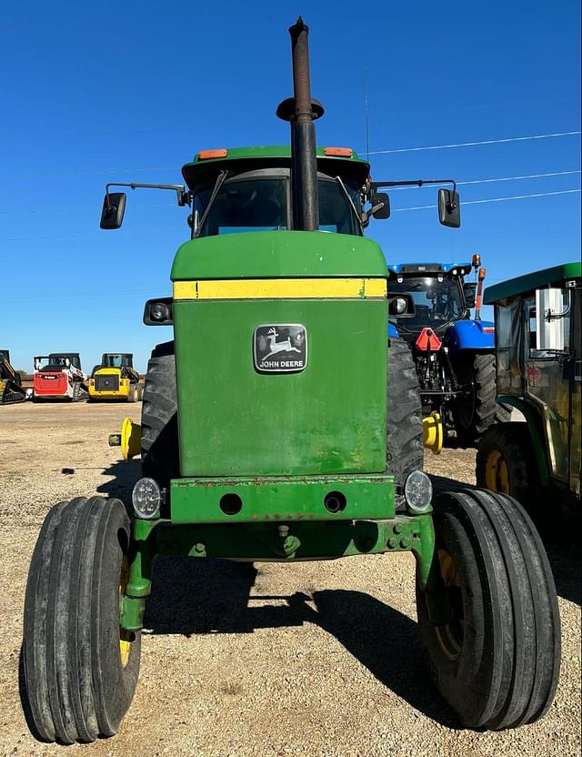 Image of John Deere 4640 equipment image 1