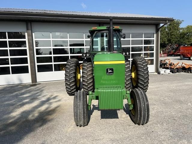 Image of John Deere 4640 equipment image 3