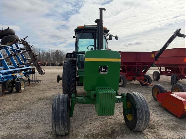 Image of John Deere 4640 equipment image 3