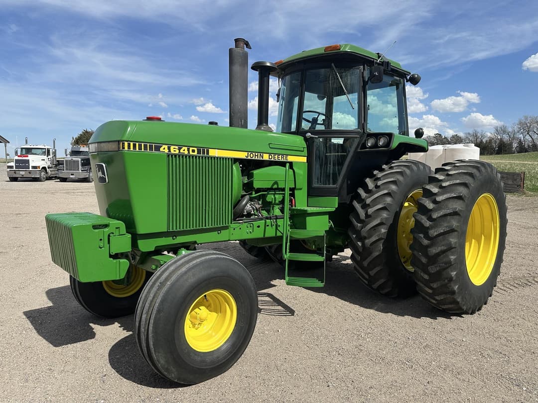 Image of John Deere 4640 Primary image