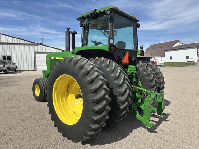 Image of John Deere 4640 equipment image 2