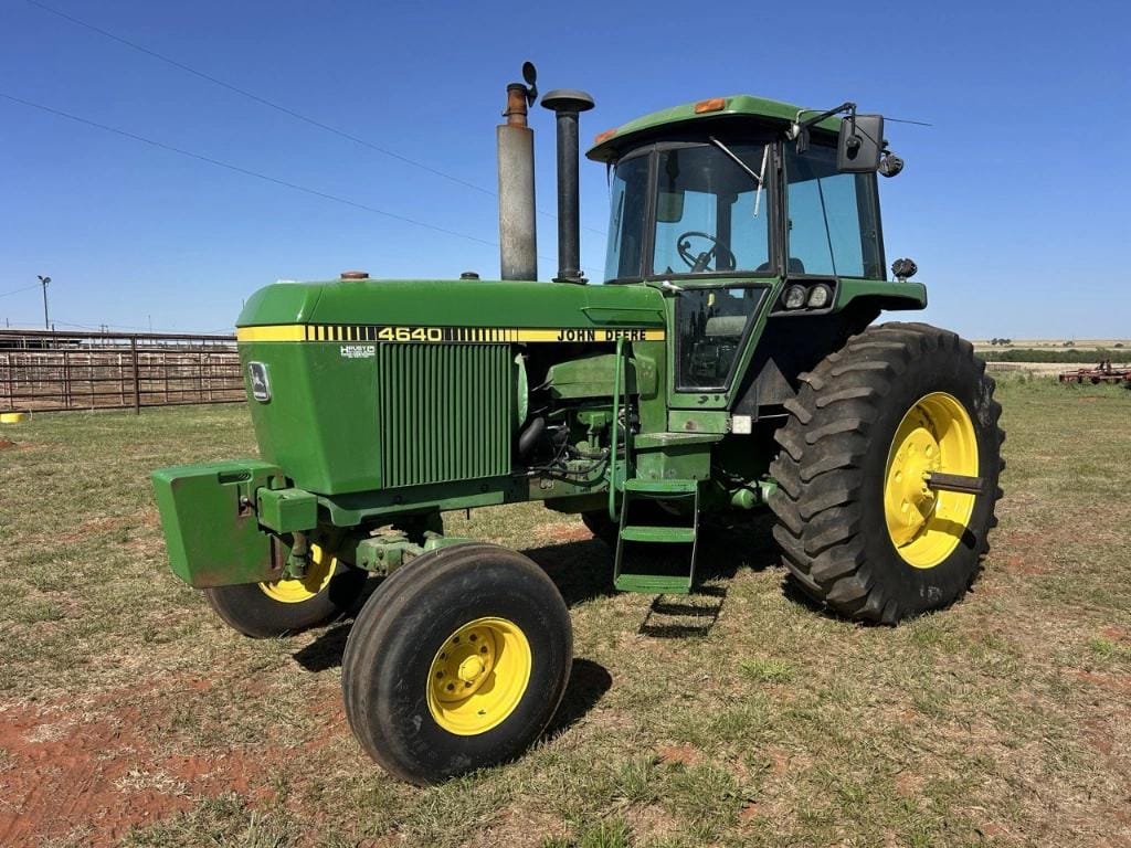 1978 John Deere 4640 Equipment Image0