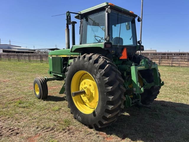 Image of John Deere 4640 equipment image 2