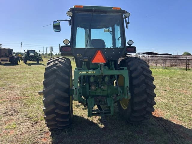 Image of John Deere 4640 equipment image 3