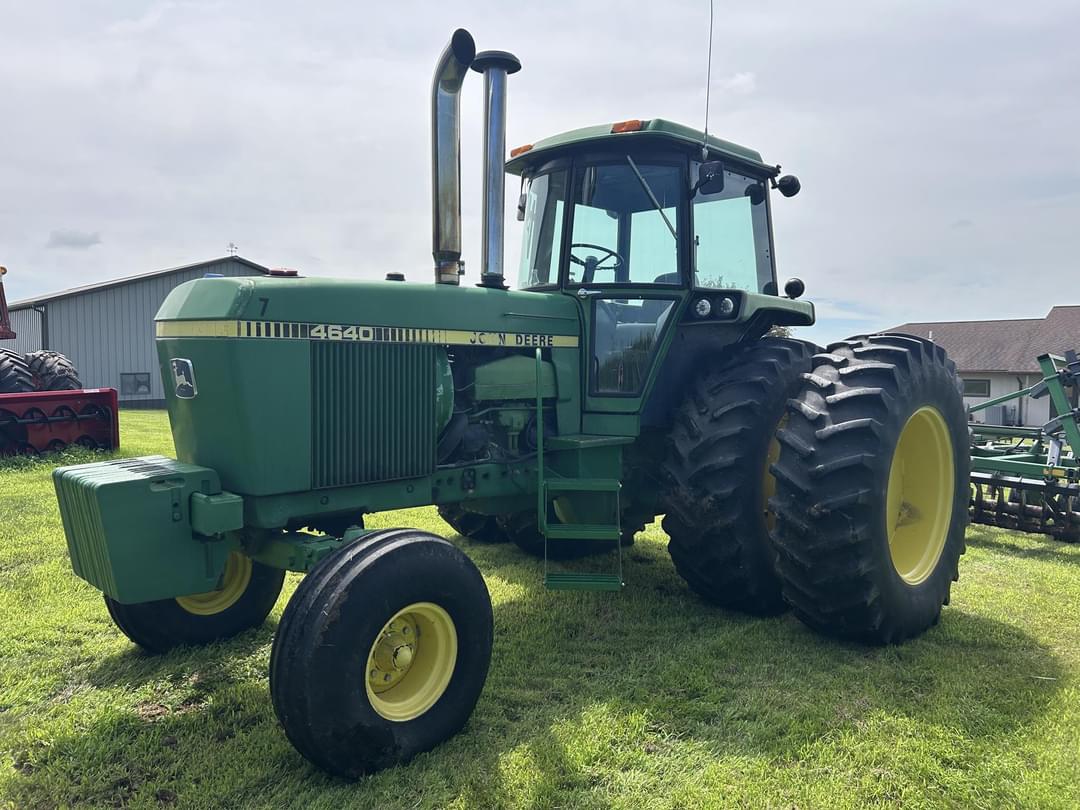 Image of John Deere 4640 Primary image
