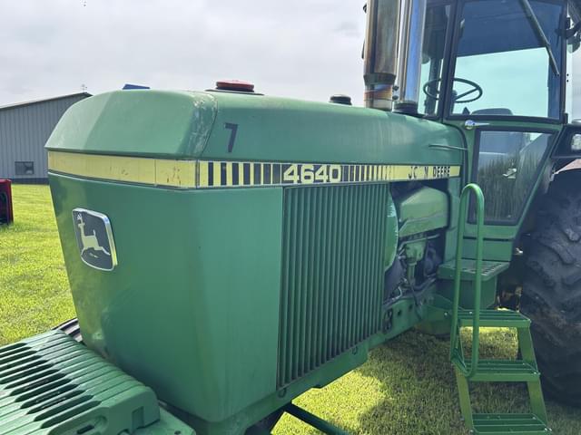 Image of John Deere 4640 equipment image 1
