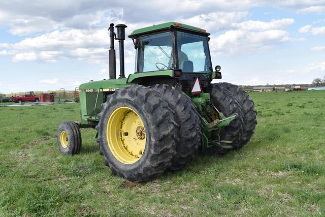 Thumbnail image John Deere 4640 3