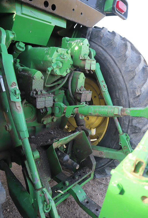 Image of John Deere 4840 equipment image 3