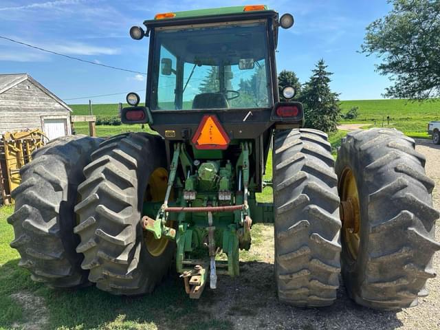 Image of John Deere 4840 equipment image 2