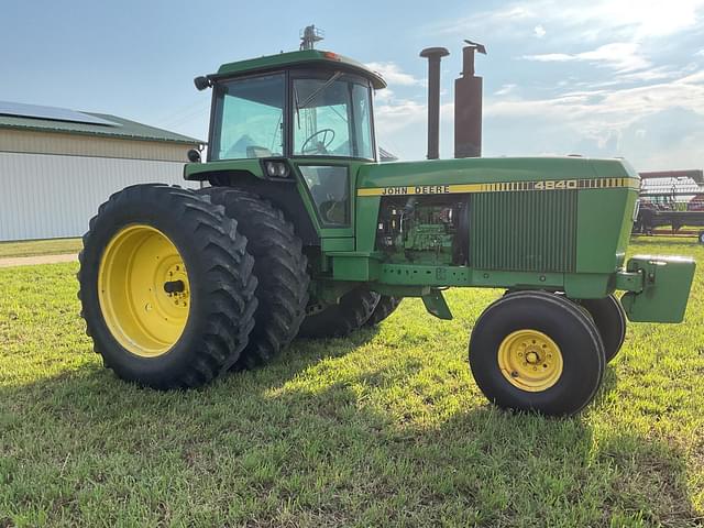Image of John Deere 4840 equipment image 4