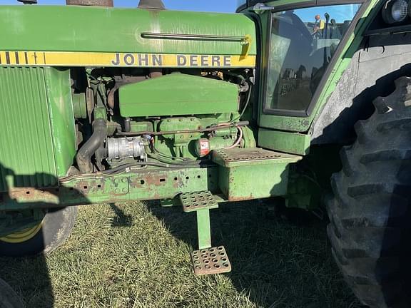 Image of John Deere 4840 equipment image 2