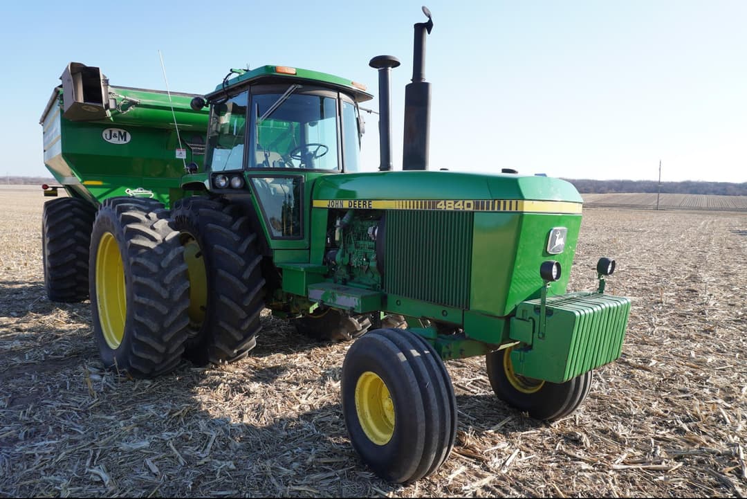 Image of John Deere 4840 Primary image