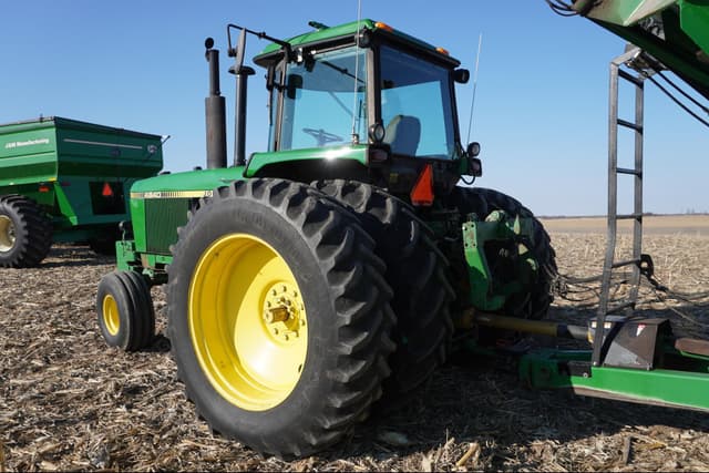 Image of John Deere 4840 equipment image 3