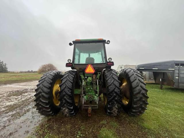 Image of John Deere 4840 equipment image 4