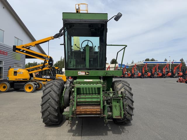Image of John Deere 5460 equipment image 2