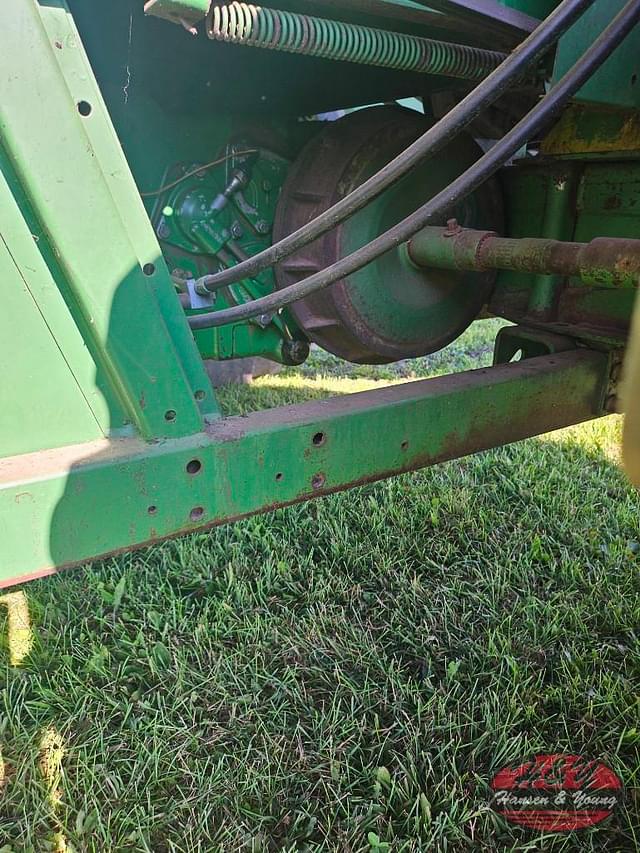 Image of John Deere 6600 equipment image 2