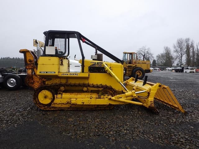 Image of John Deere 750D equipment image 2