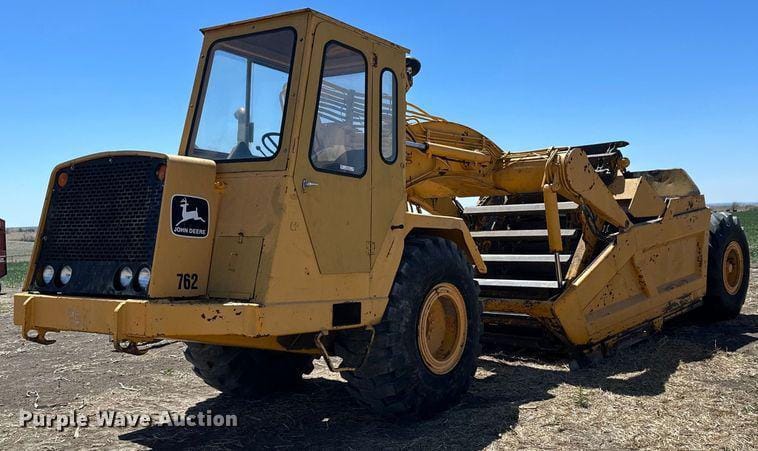 Main image John Deere 762