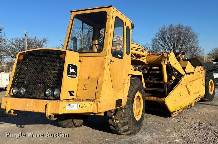 Main image John Deere 762