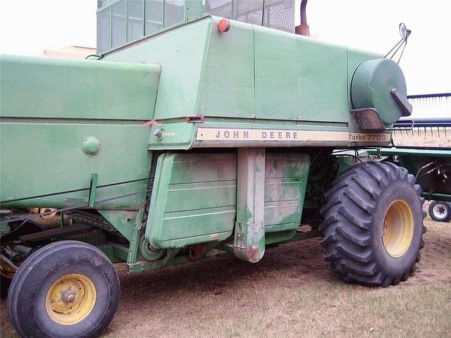 Image of John Deere 7700 equipment image 1