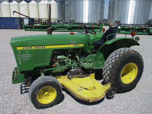 Image of John Deere 850 Primary image