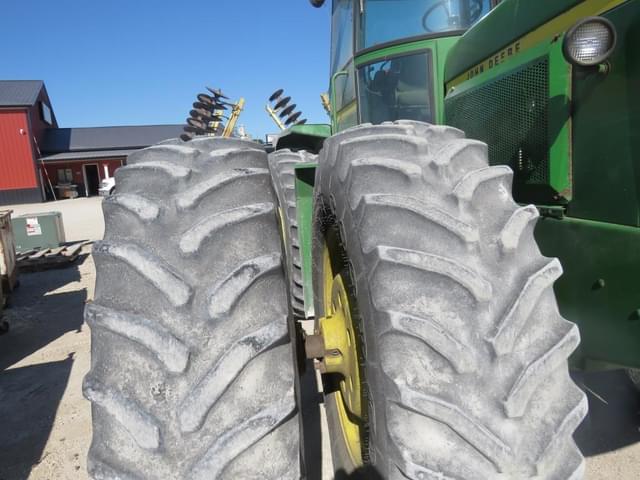 Image of John Deere 8630 equipment image 1