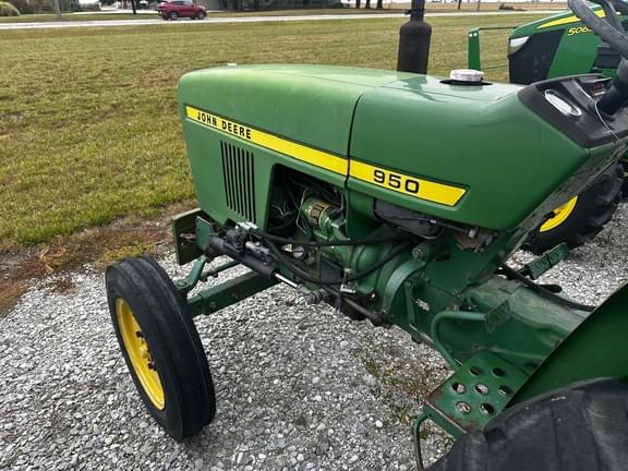 Image of John Deere 950 equipment image 4