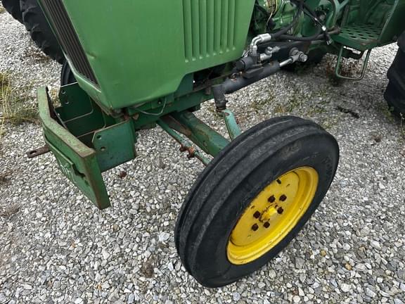 Image of John Deere 950 equipment image 2